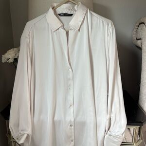 Zara Men's Cream Button Down Shirt